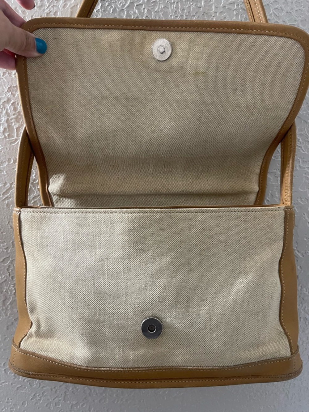 Coach Y2K Cream Canvas Shoulder Bag with Tan Leather Trim - Picture 5 of 11